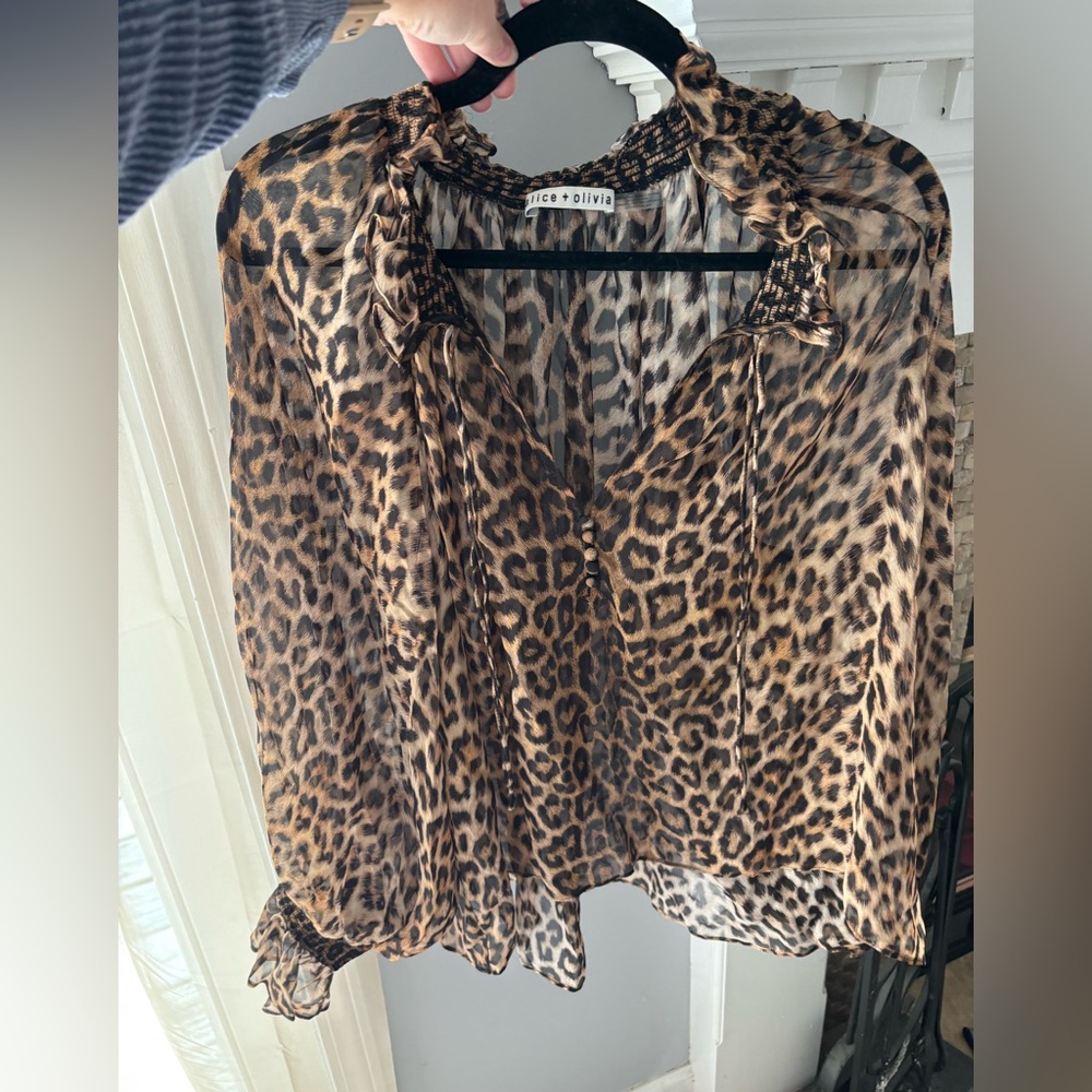 Alice + Olivia 100% Silk Leopard Print Blouse